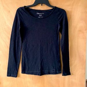 Aero Black long sleeve tee